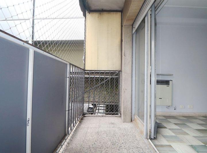 VENTA DEPARTAMENTO 4 amb. balcón Parque Chacabuco 4