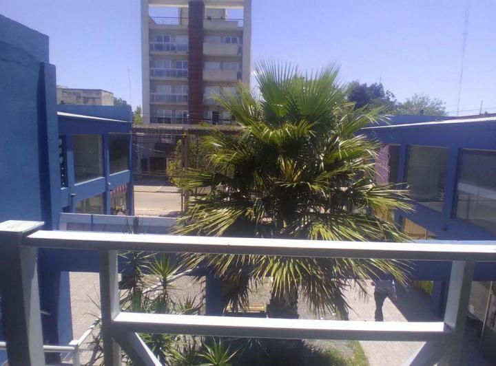 Local en alquiler en Moreno 4