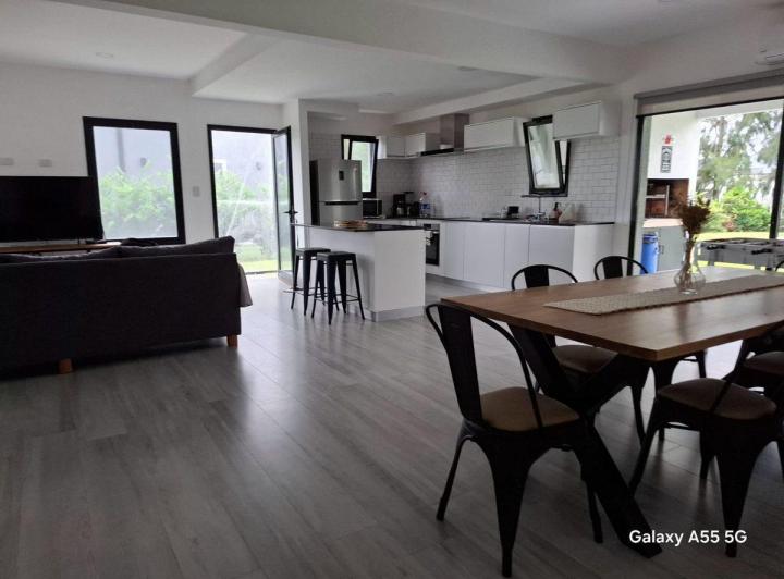 ALQUILER CASA EN BARRIO SAN LUCAS 3