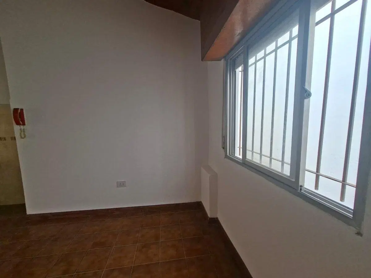 ALQUILER PH MONOAMBIENTE PATIO MATADEROS 5