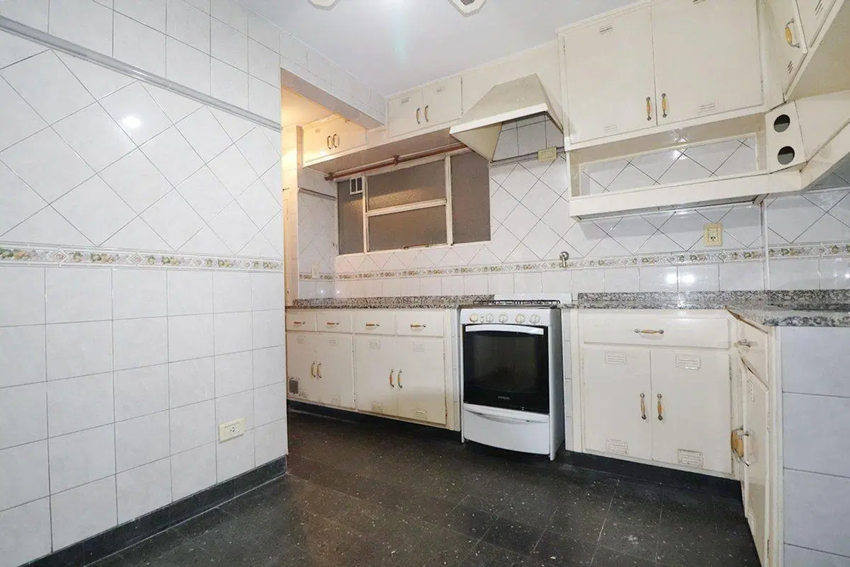 VENTA DEPARTAMENTO 4 amb. balcón Parque Chacabuco 5