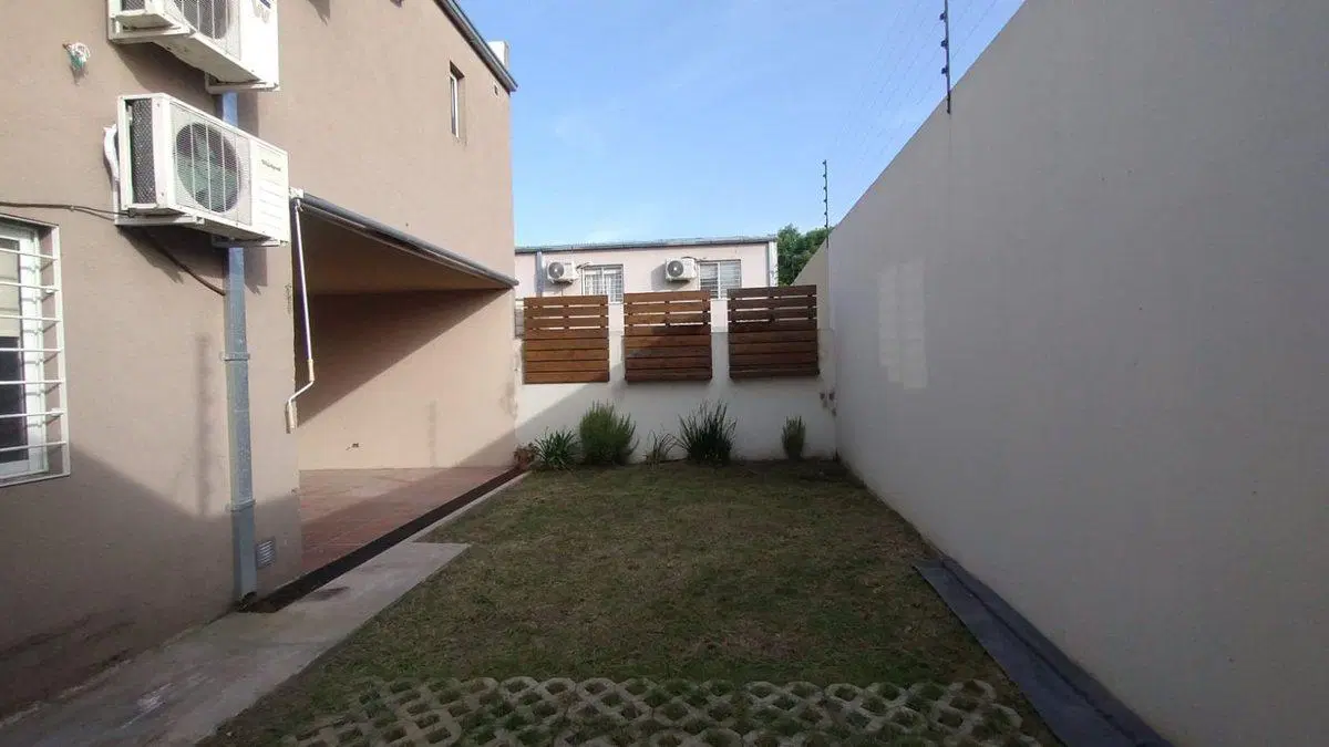 VENTA/PERMUTA ITUZAINGO DUPLEX 4 AMB  COCHE S.EXP 5