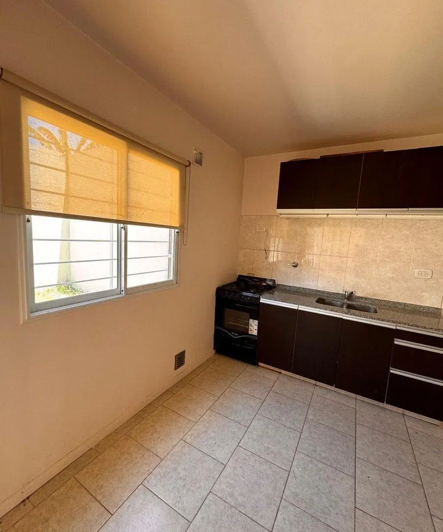 VENTA/PERMUTA ITUZAINGO DUPLEX 4 AMB  COCHE S.EXP 2