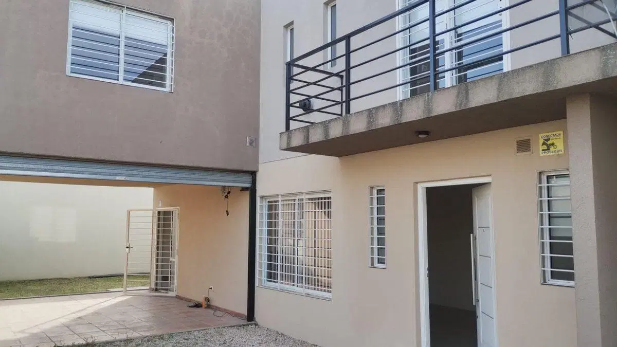 VENTA/PERMUTA ITUZAINGO DUPLEX 4 AMB  COCHE S.EXP 3