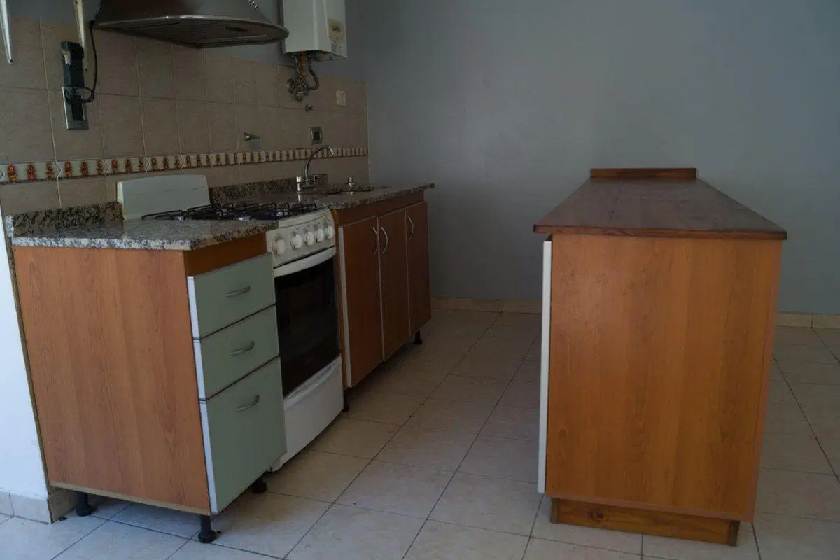 VENTA PH 2 ambientes-patio y terraza VILLA LURO 5