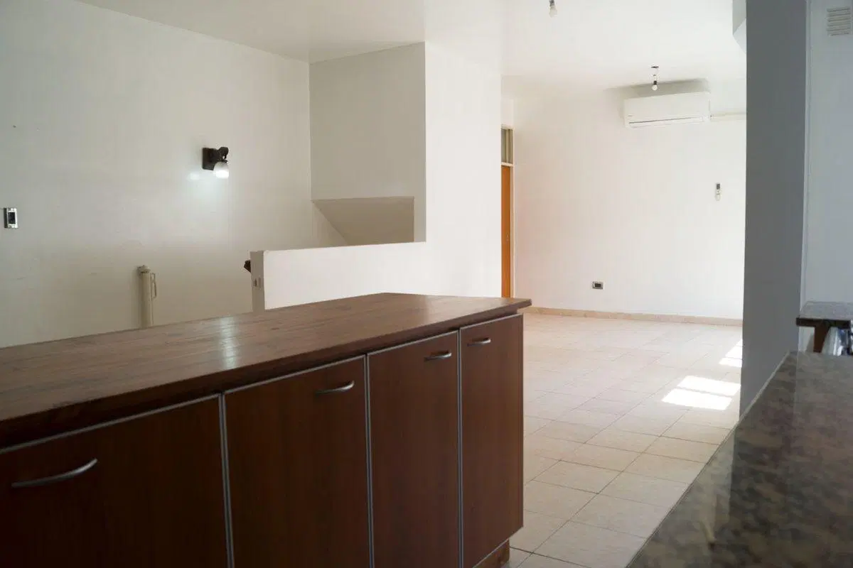 VENTA PH 2 ambientes-patio y terraza VILLA LURO 4
