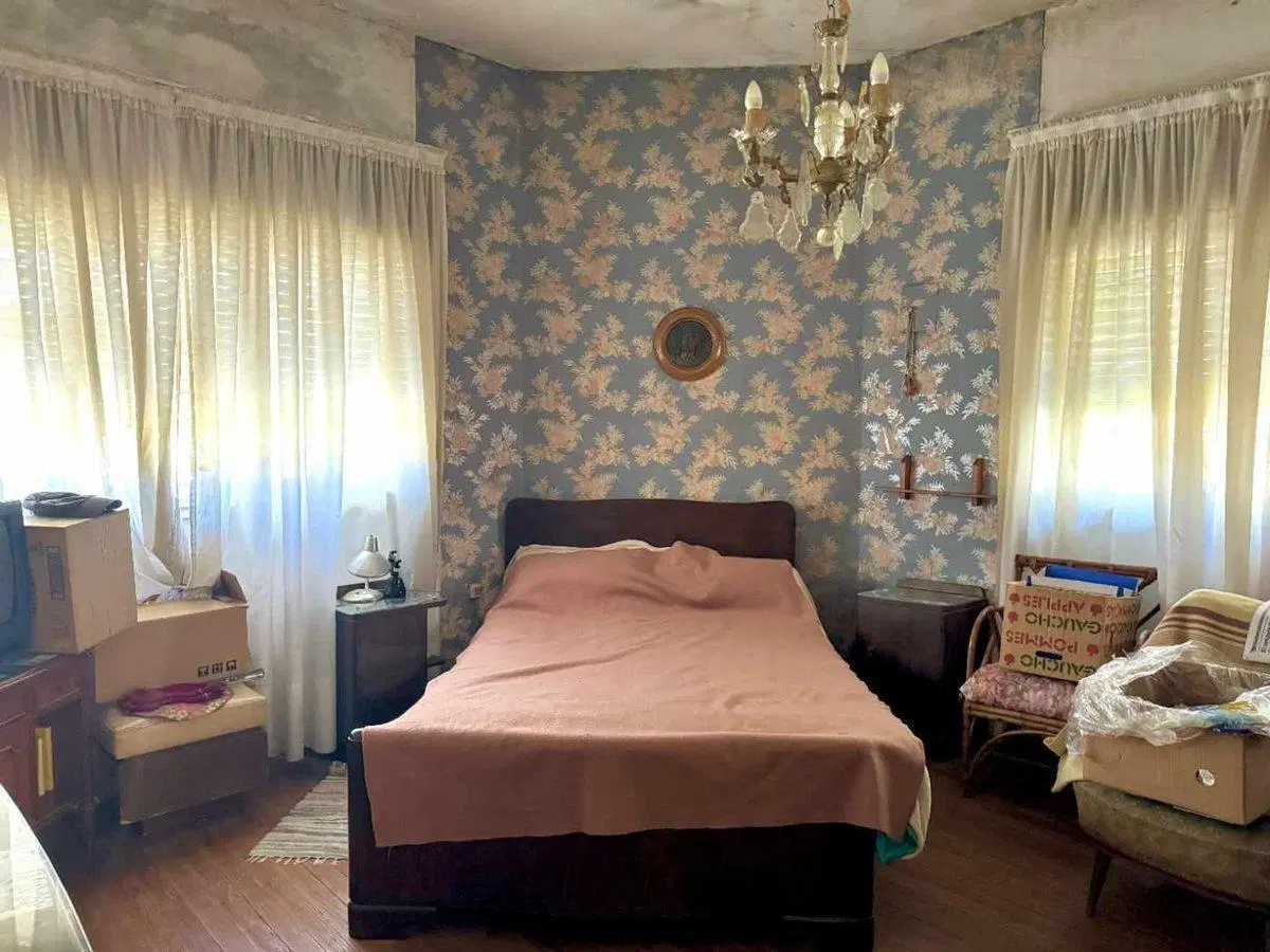 VENTA CASA A RECICLAR LOTE PROPIO BANFIELD 2