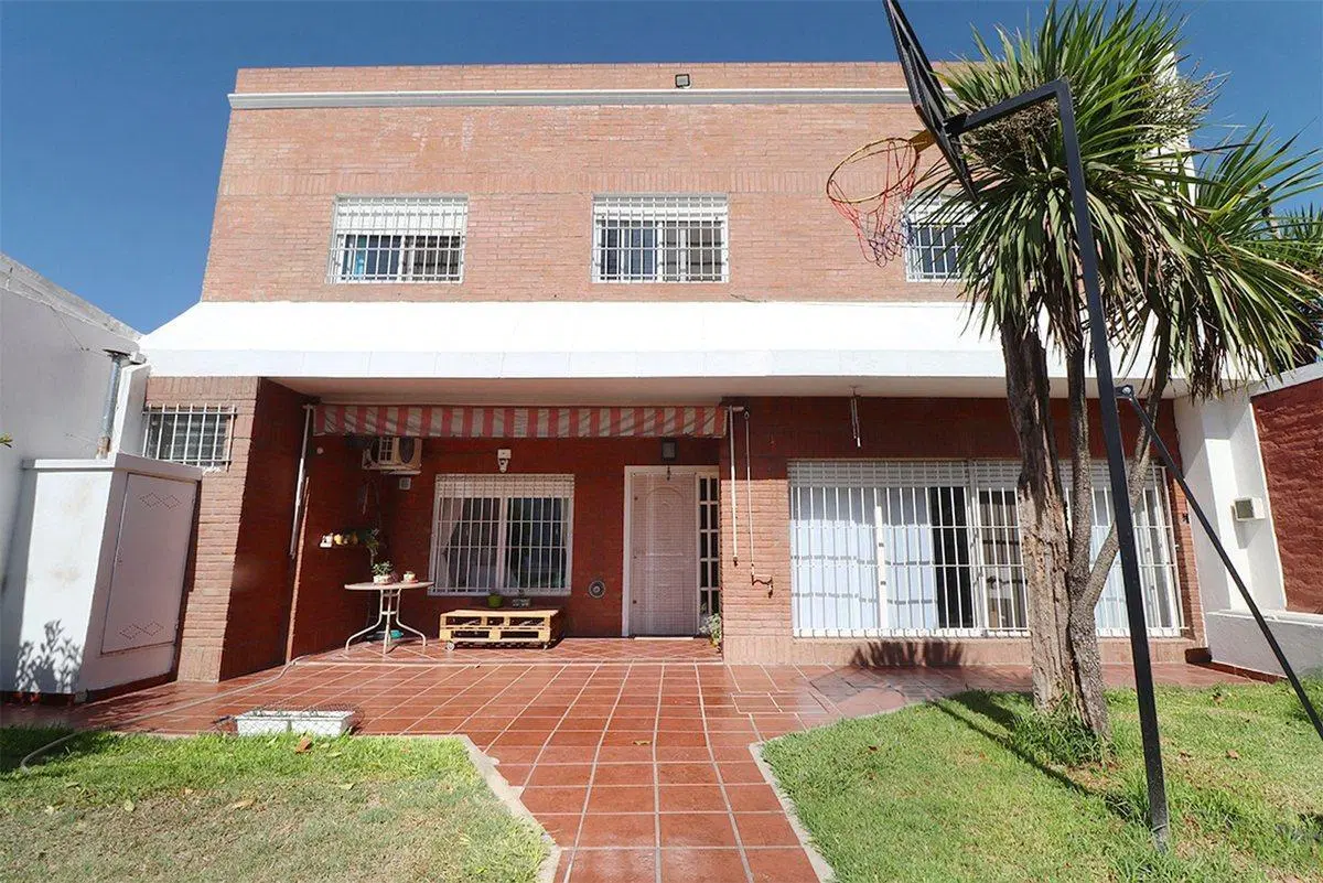 VENTA PH 4 AMB TAPIALES COCHERA PARQUE PISCINA 5