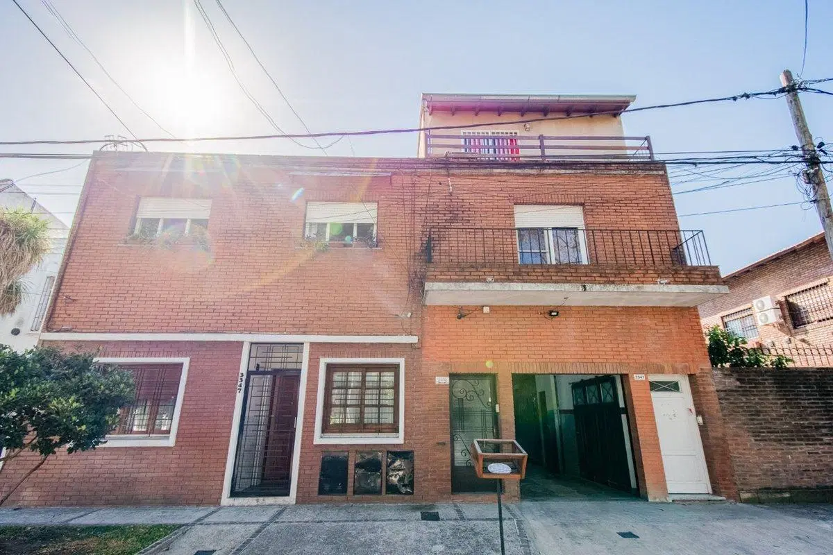 VENTA PH 4 AMBIENTES OLIVOS SIN EXPENSAS 3