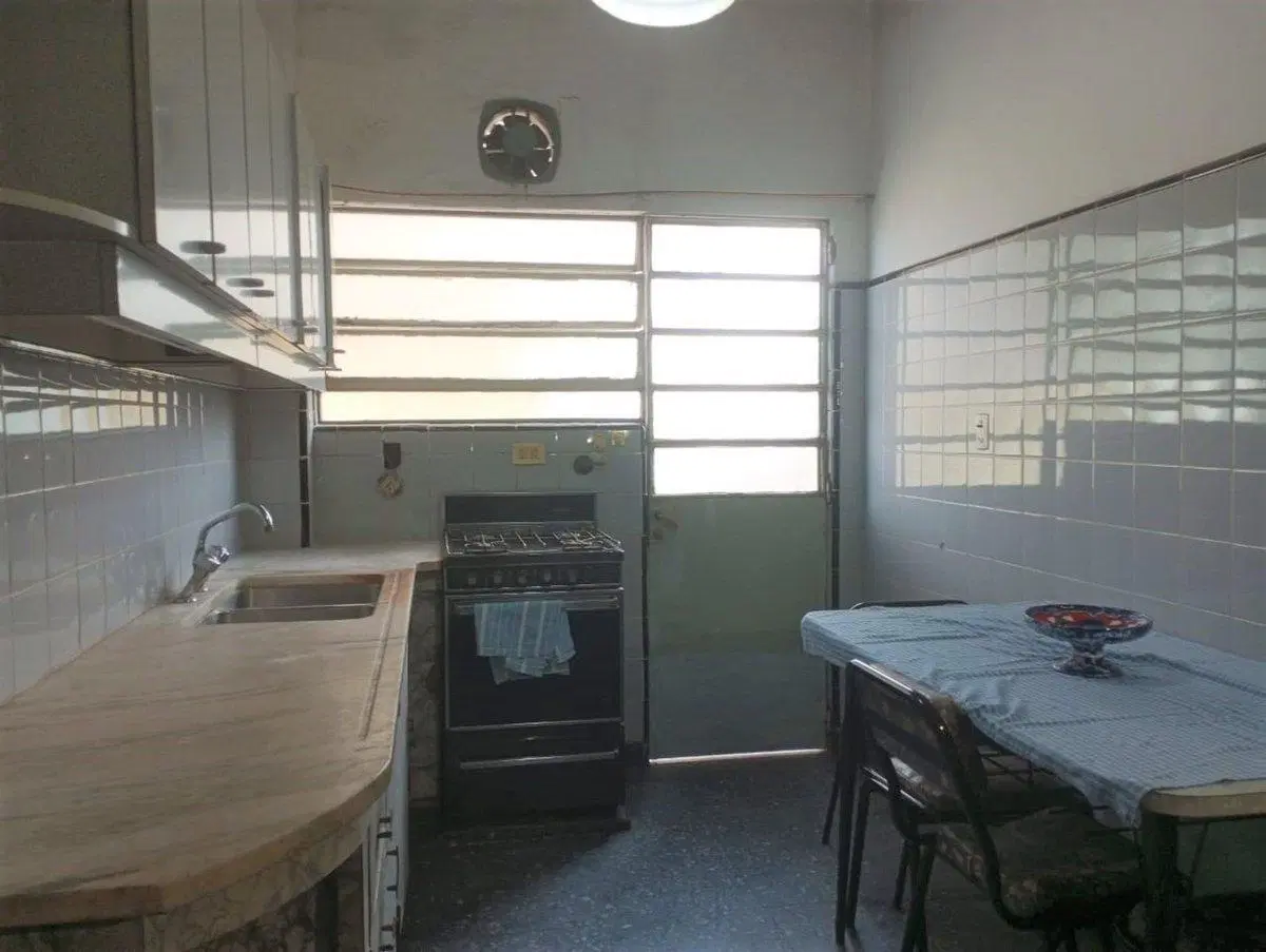 VENTA EN BLOCK 3 UF. LOCALES Y VIVIENDA  MATADEROS 2