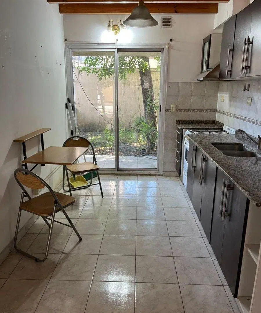 VENTA DUPLEX 3 AMBIENTES EN BARRIO PRIVADO MORENO 4