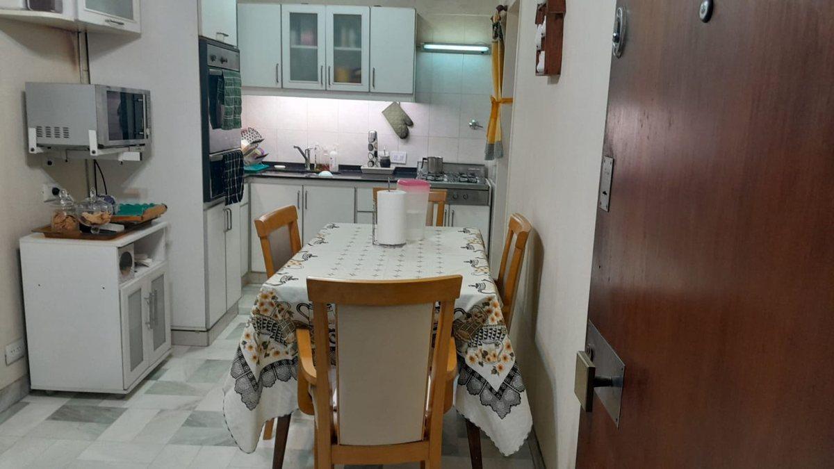 Foto de VENTA DEPTO VALOR OPORTUNIDAD A 50M DE RIVADAVIA, imagen 3