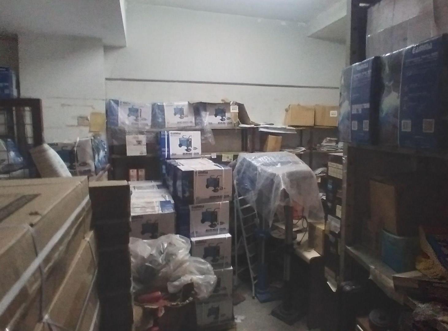 VENTA LOCAL COMERCIAL SOBRE AV. WARNES
