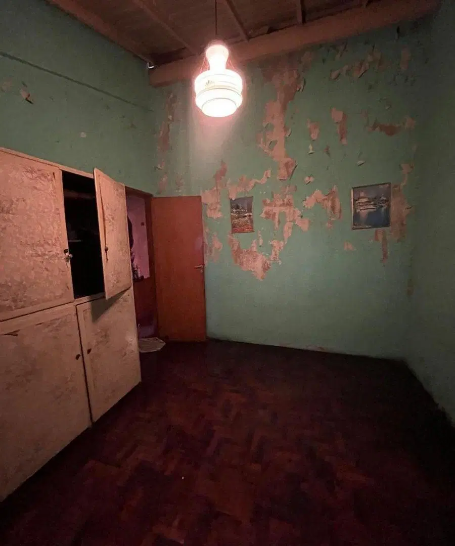 VENTA CASA 5 AMBIENTES A REFACCIONAR MORON 4