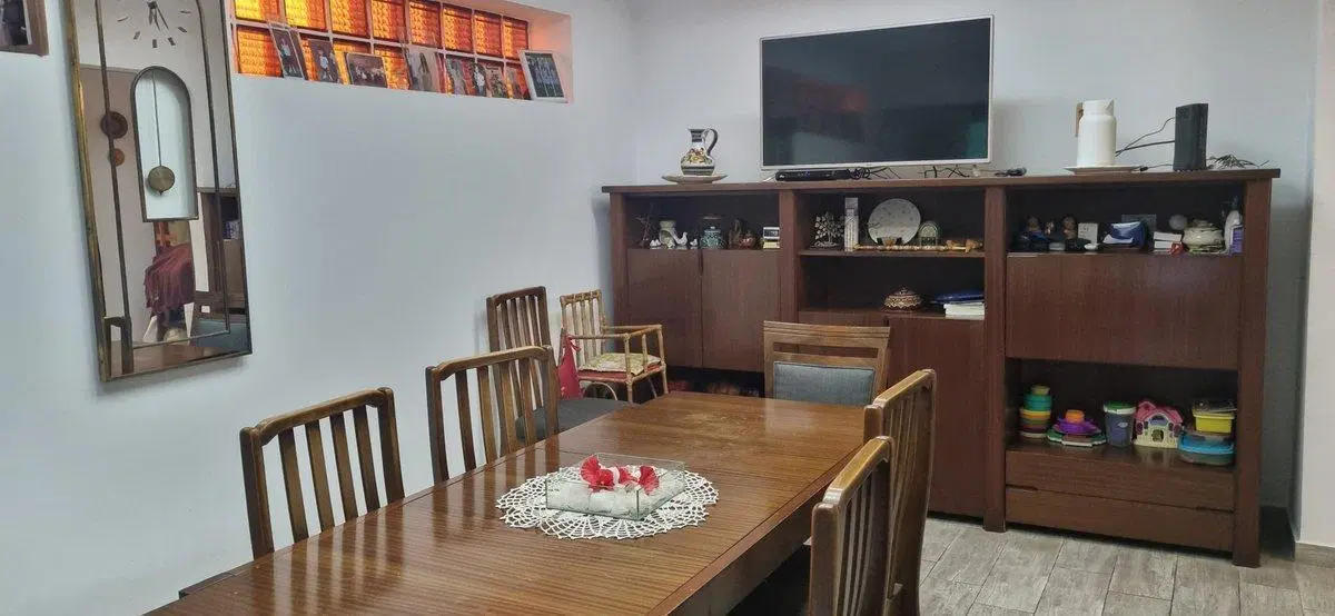 VENTA CASA 6 AMB. MAS DEPTO 2 AMB. CENTRO DE WILDE 2