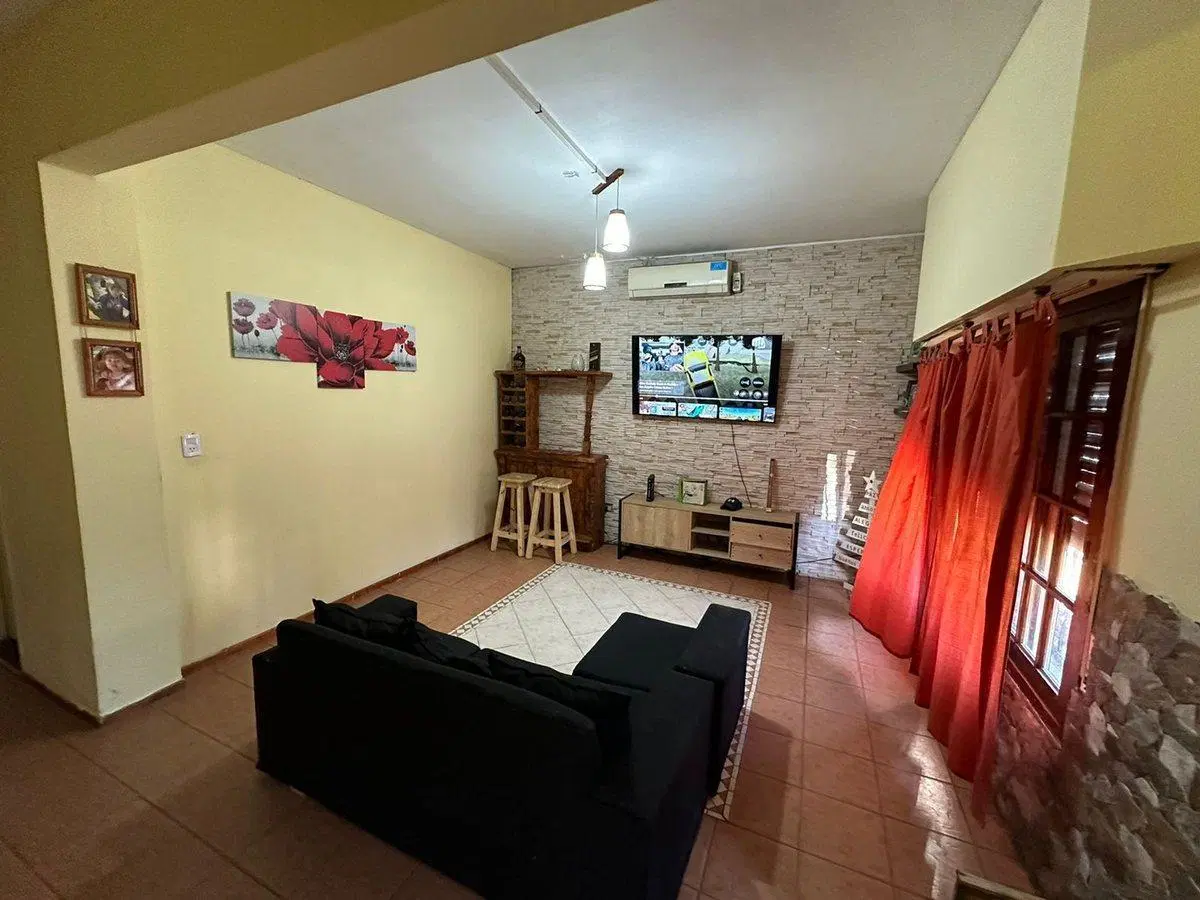 VENTA PH 4 ambientes en PB al frente con cochera 3