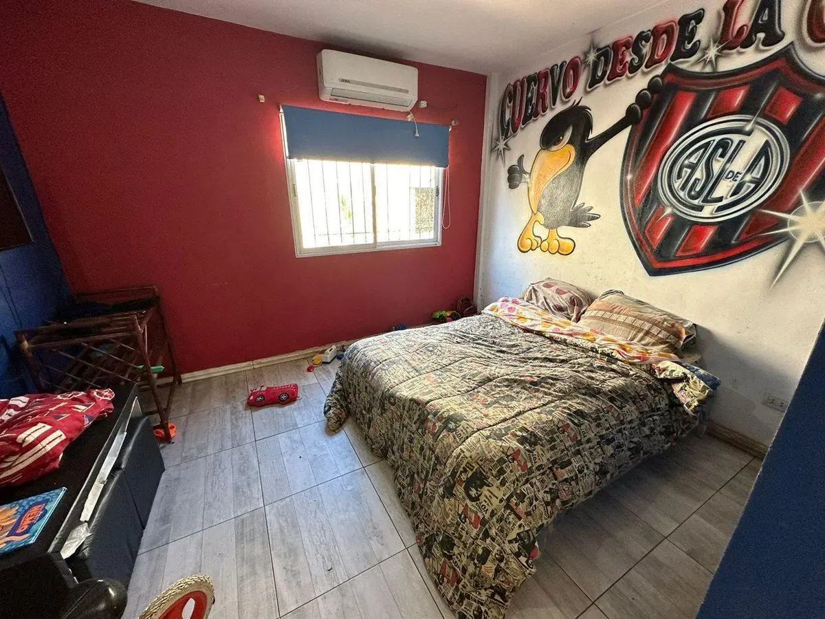 VENTA PH 4 ambientes en PB al frente con cochera 4