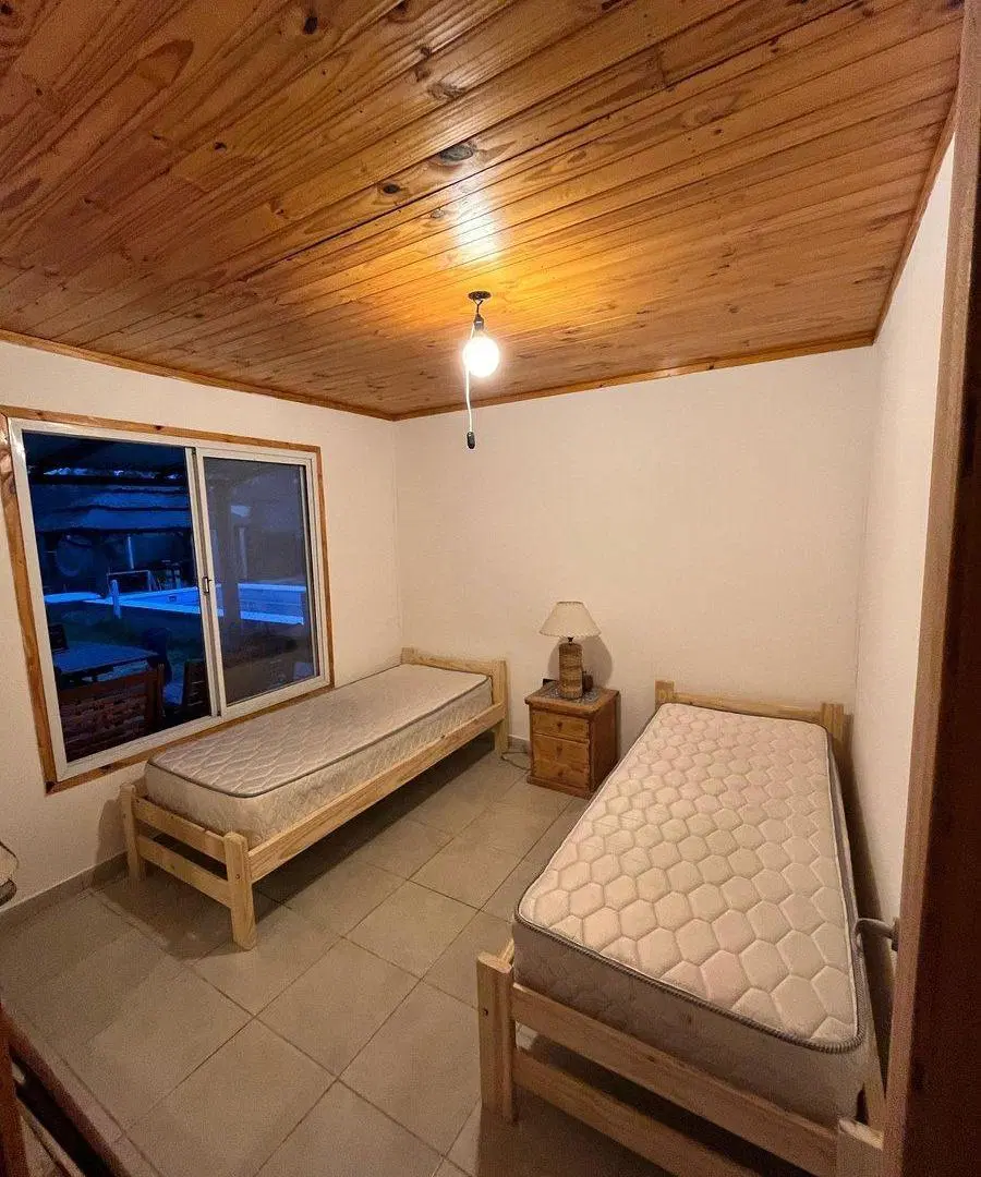 VENTA CASA 3 AMBIENTES CON PILETA GRAL RODRIGUEZ 5