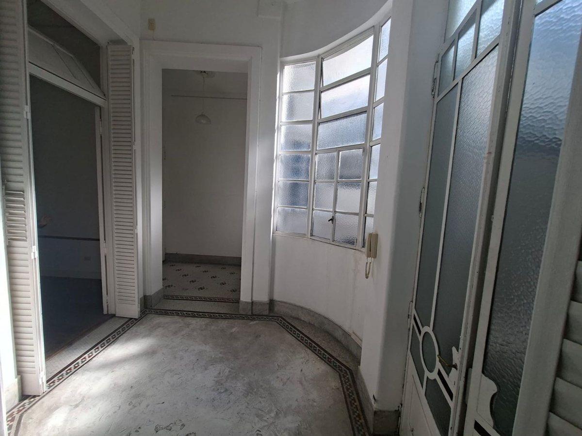 Foto de VENTA DEPARTAMENTO DE ESTILO 4 AMB BALVANERA, imagen 5