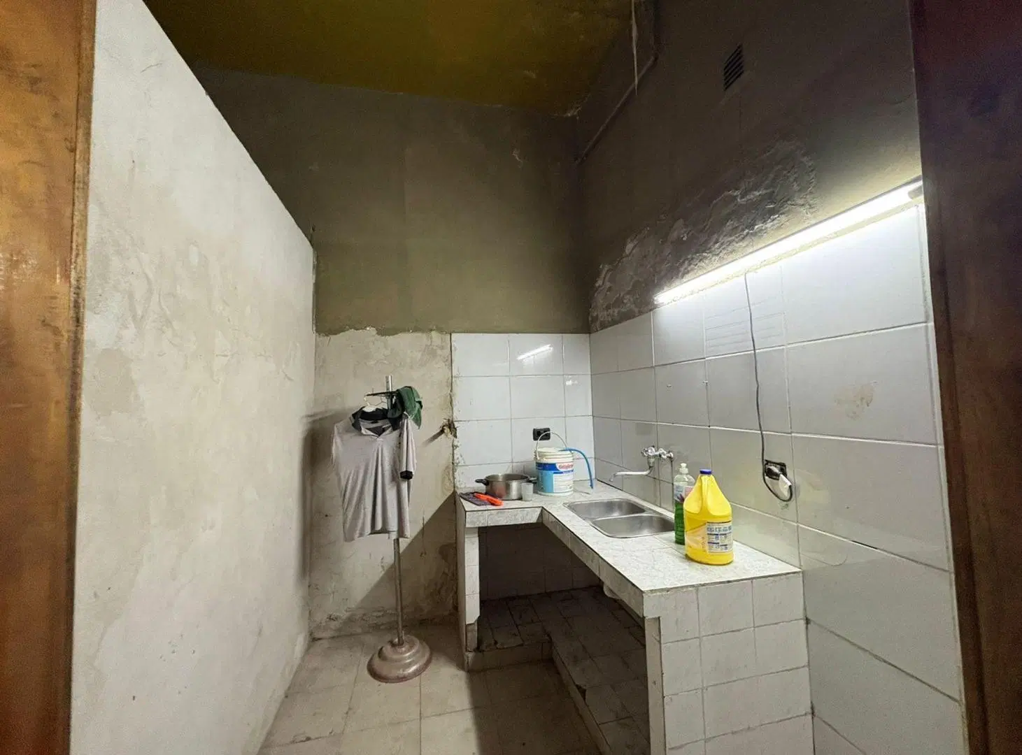 VENTA LOCAL DE 121,82M2 EN CIUDADELA 2