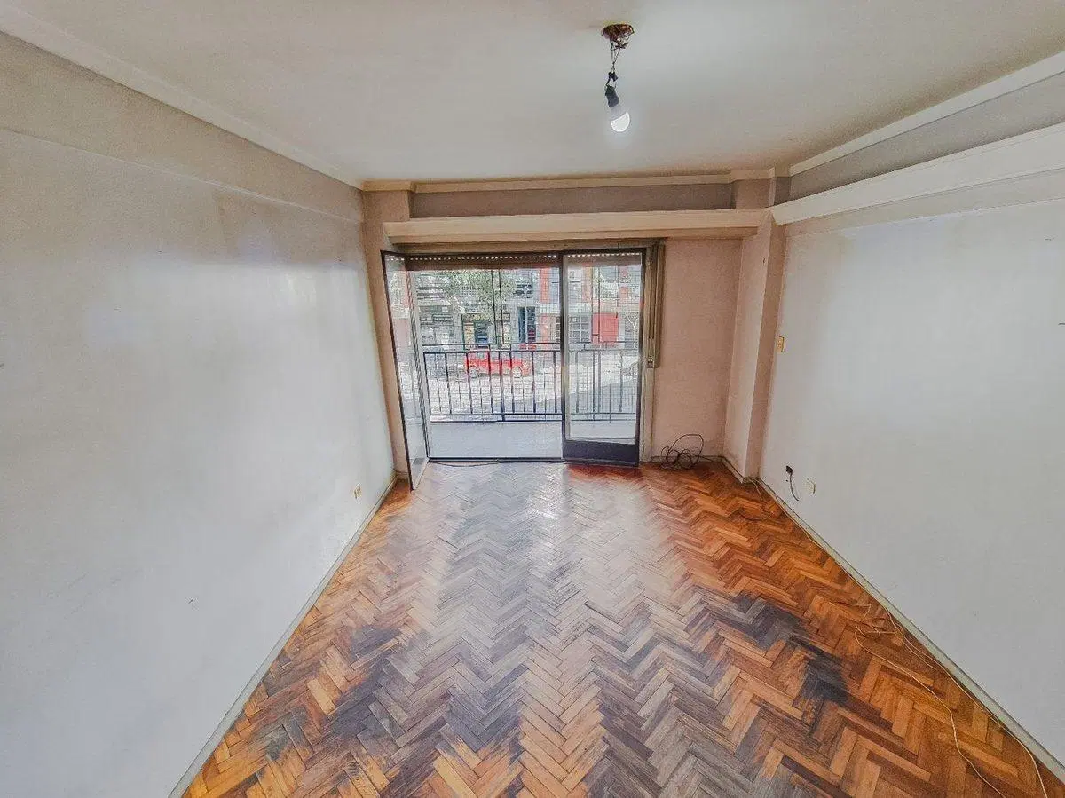 VENTA DEPARTAMENTO 4 AMBIENTES GRAL MITRE 3