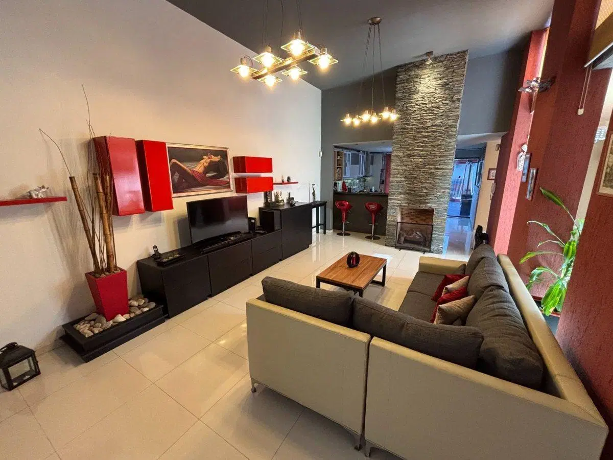 VENTA CASA 3 AMB MONTECASTRO GARAGE PATIO TERRAZA 2