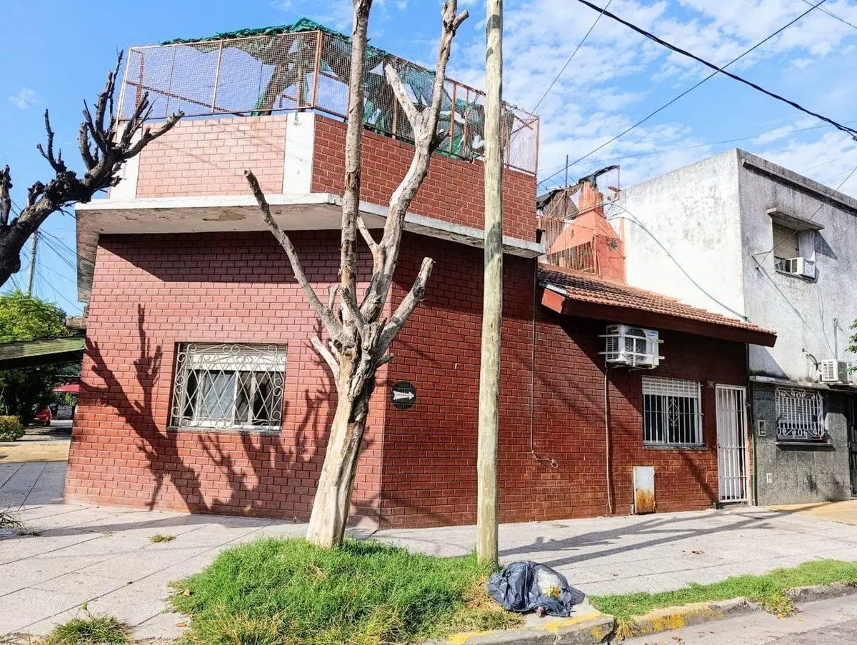 OPORTUNIDAD VENTA CASA 3 AMBIENTES VILLA CELINA! 2
