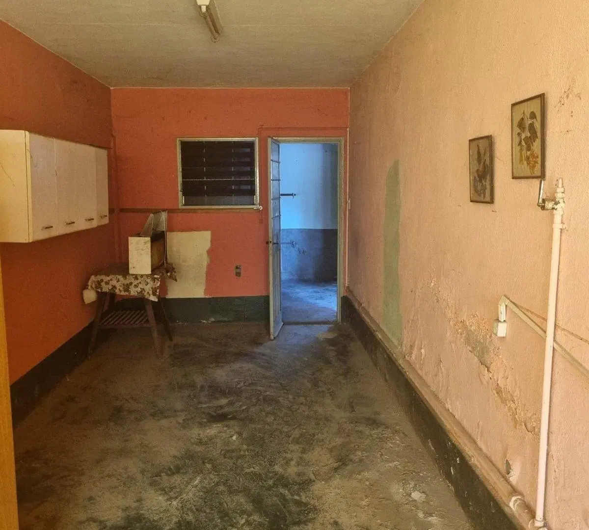 VENTA CASA A REFACCION CERCA ESTACION DE F VARELA 3