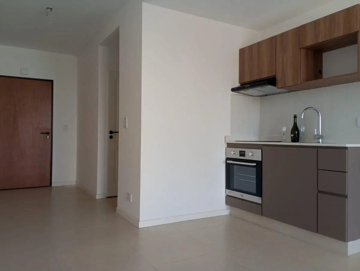 VENTA  MONOAMBIENTE  CON BALCON SAN CRISTOBAL 2