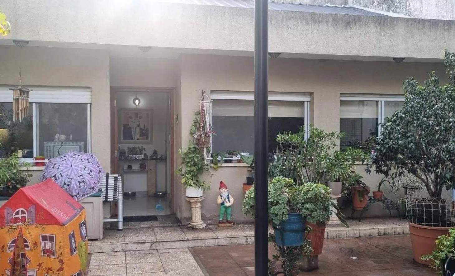 Venta Casa 4 amb. cochera doble Avellaneda 2