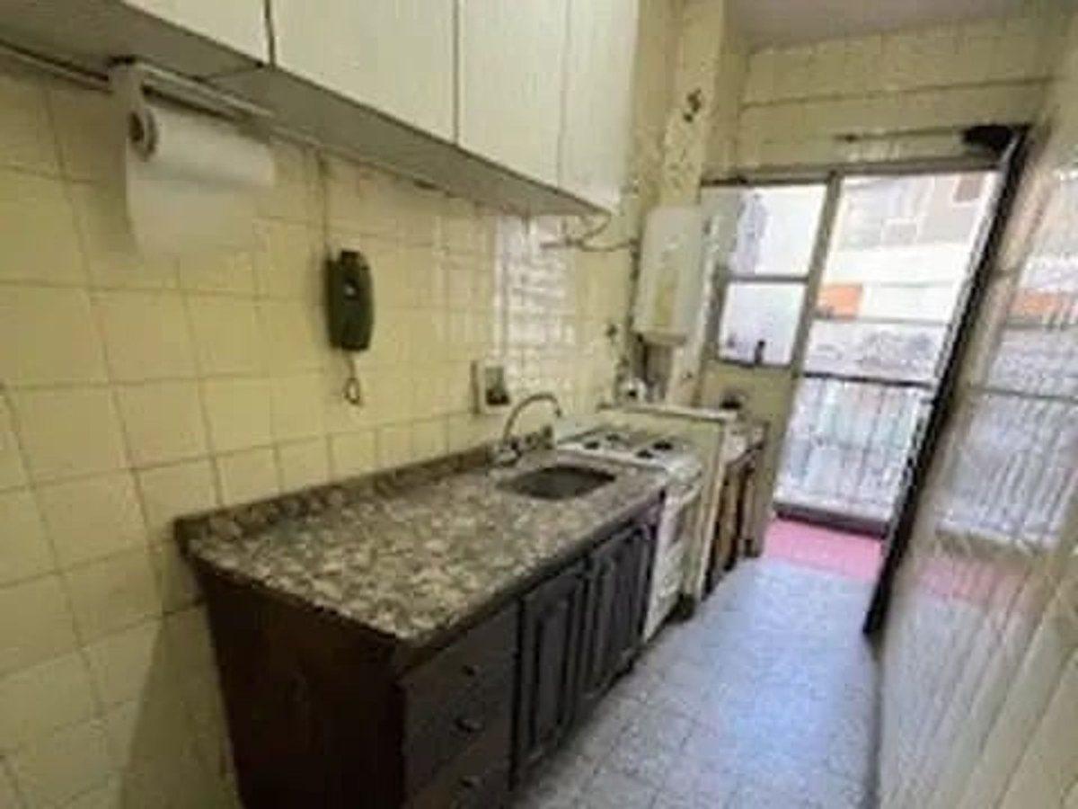 Foto de VENTA DEPARTAMENTO 3 AMB C/FRENTE VILLA LURO, imagen 3