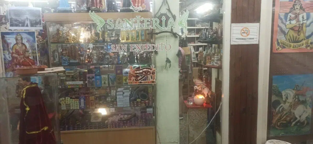 Venta local en galeria hurlingham 2