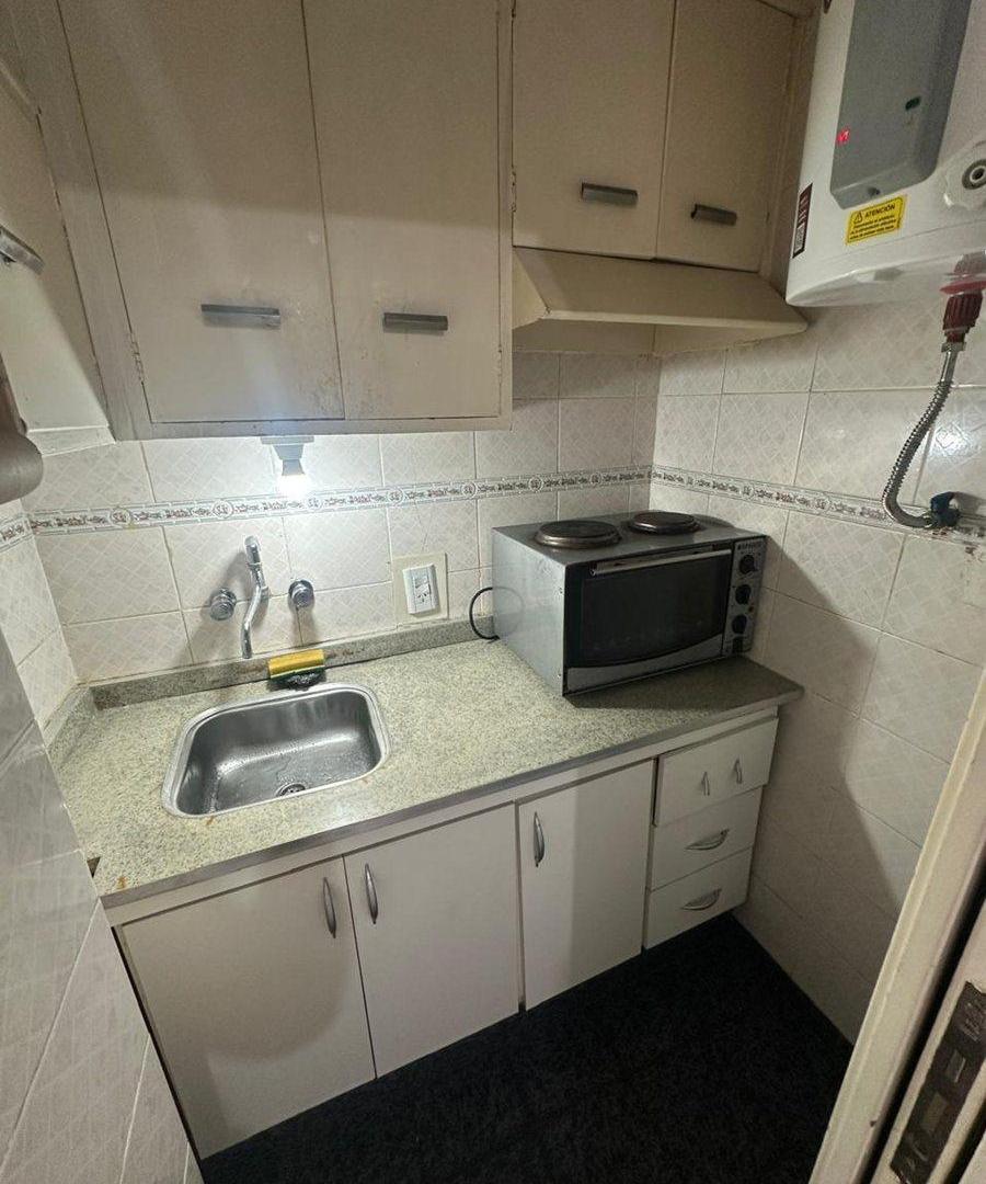 Foto de VENTA Depto. 1 ambiente - APTO CREDITO -MATADEROS, imagen 2