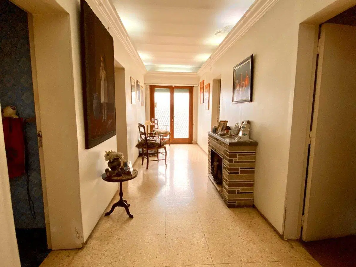 VENTA CASA 4 AMBIENTES COCHERA TERRAZA LUGANO 5