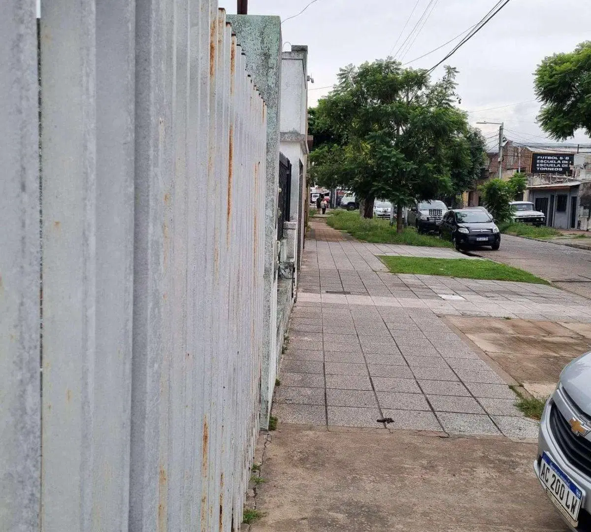 CASA A REFACCIONAR BUENA UBICACION 5