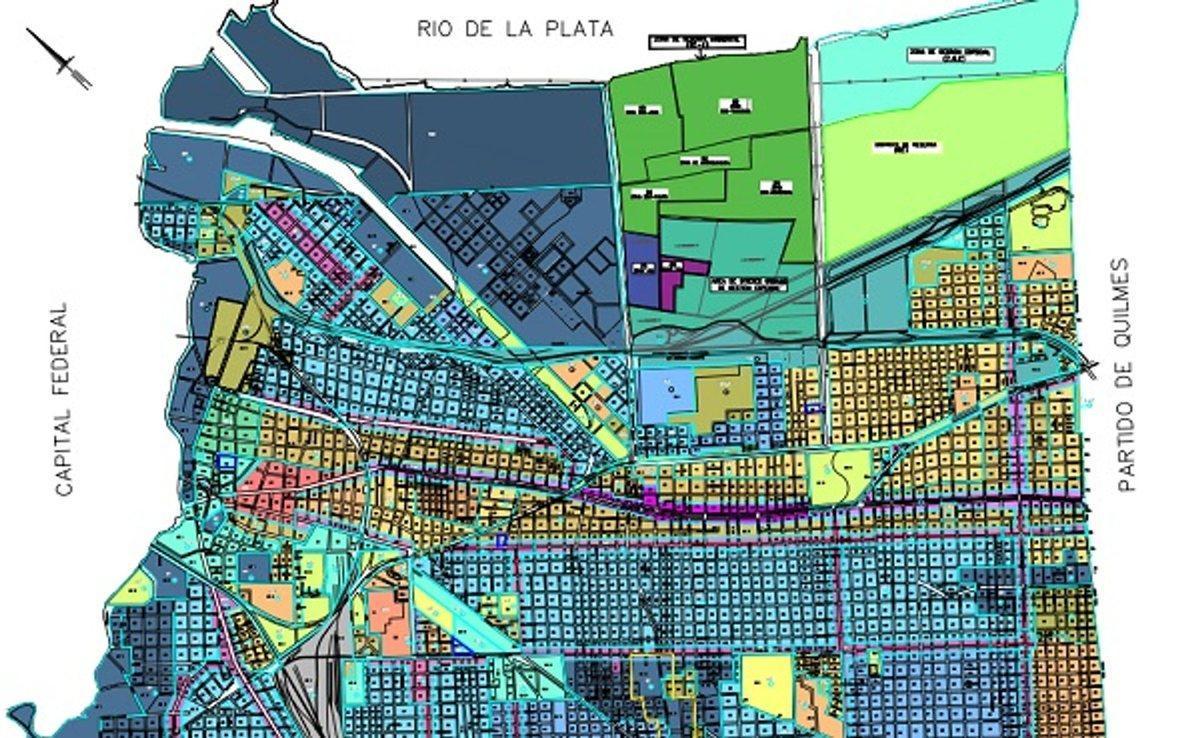 CASA A REFACCIONAR BUENA UBICACION