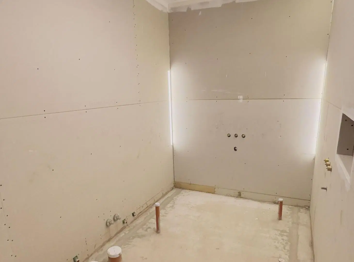 Casa a Estrenar con Pileta — Barrio Villa Adriana 3