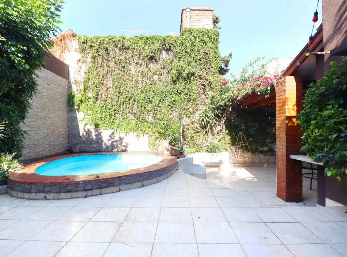 CASA 6 AMBIENTES VENTA RAMOS MEJIA PARRILLA PILETA 2