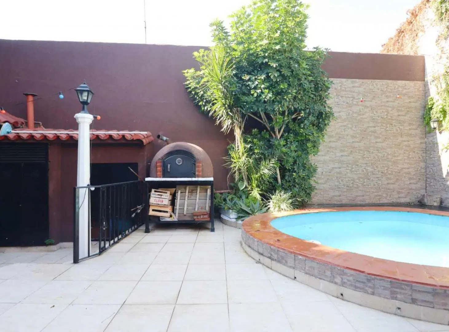 CASA 6 AMBIENTES VENTA RAMOS MEJIA PARRILLA PILETA 4