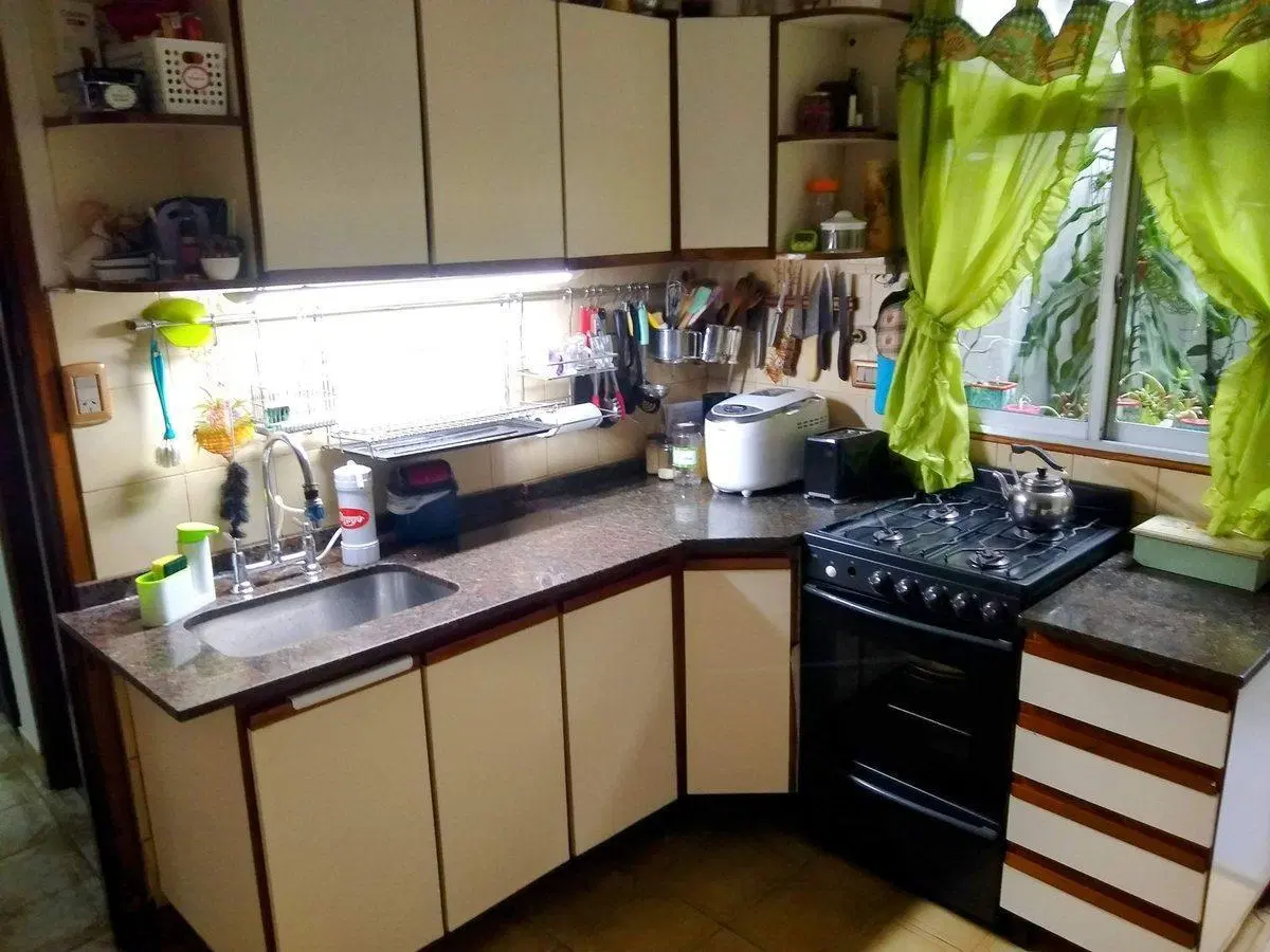 VENTA PH 4 AMBIENTES COCHERA TERRAZA Y QUINCHO 4