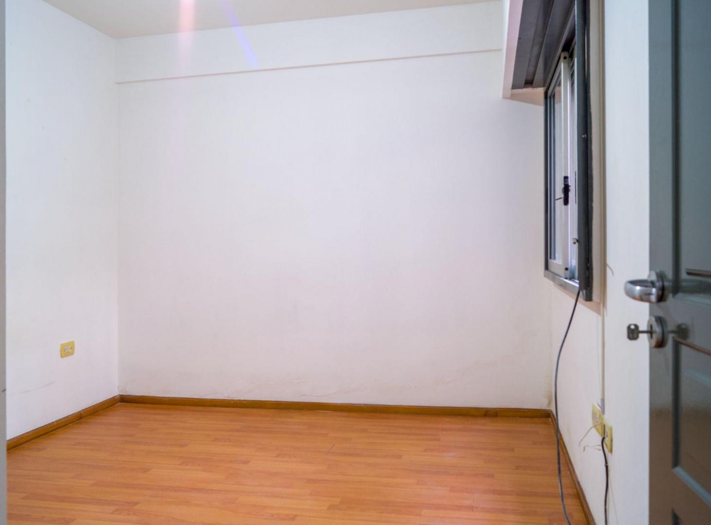 Foto de Departamento 2 amb 2 patios Apto Cred. Villa Luro, imagen 4