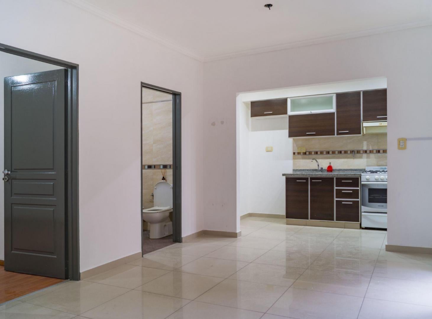 Foto de Departamento 2 amb 2 patios Apto Cred. Villa Luro, imagen 1