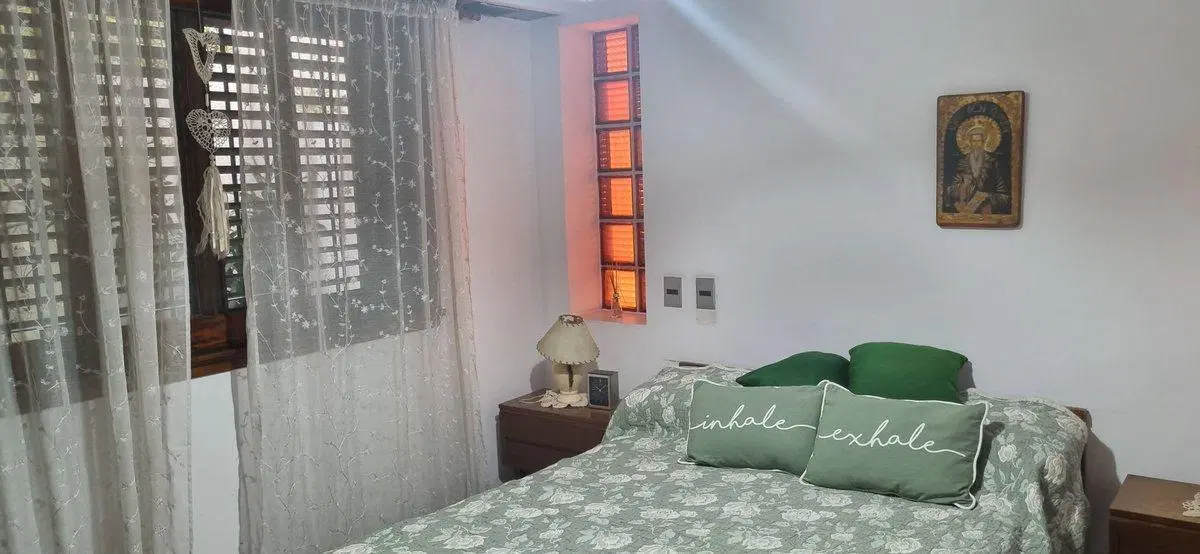 VENTA CASA 6 AMB. MAS DEPTO 2 AMB. CENTRO DE WILDE 3
