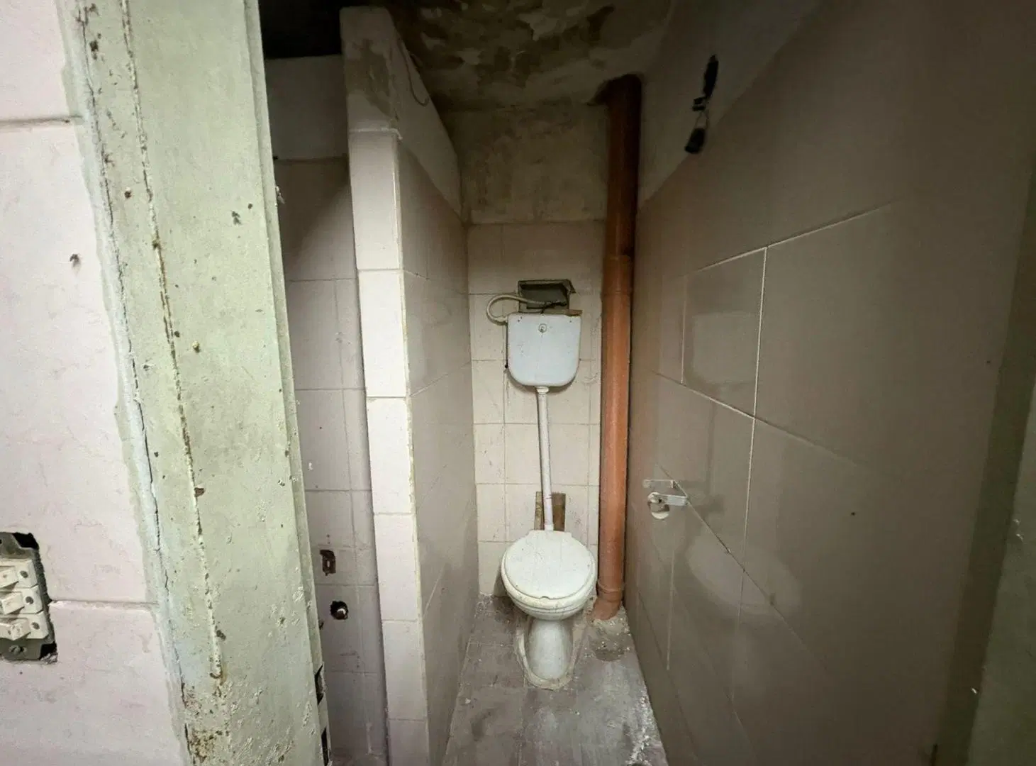 VENTA LOCAL DE 121,82M2 EN CIUDADELA 5