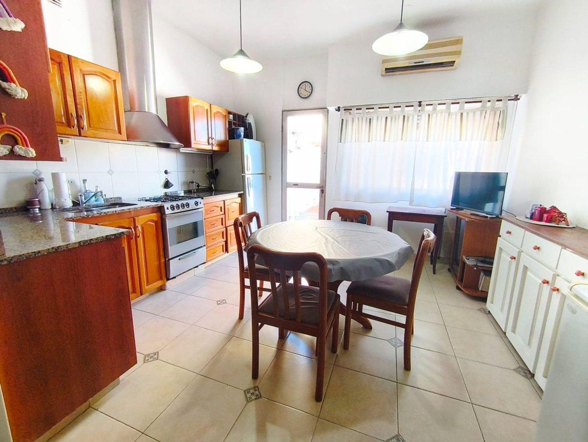 Foto de Venta PH 4 ambientes en Vélez Sarsfield, imagen 1