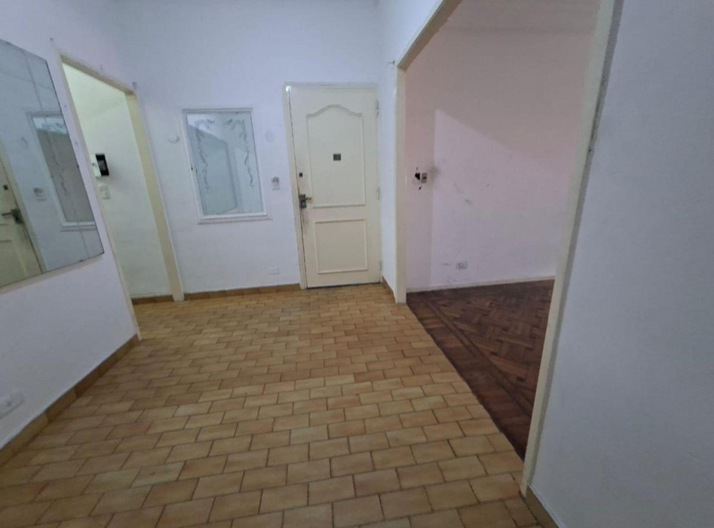 Foto de VENTA PH 4 AMB DEPENDENCIA PARQUE CHACABUCO, imagen 3
