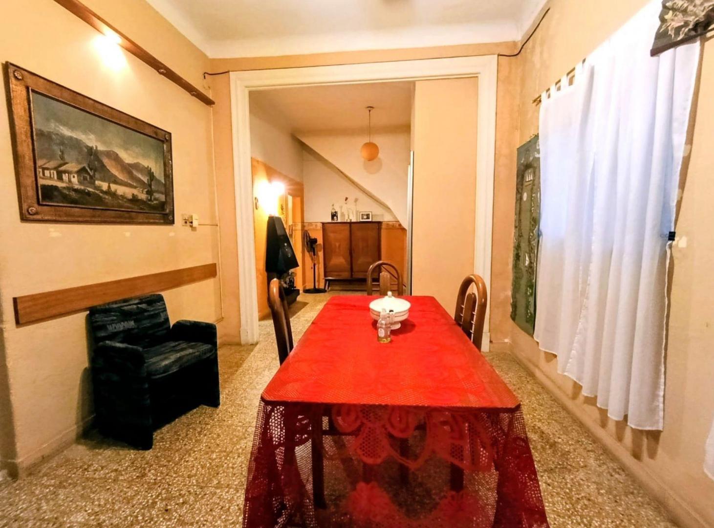 Foto de OPORTUNIDAD VENTA PH MULTIFAMILIAR VILLA LURO!, imagen 2