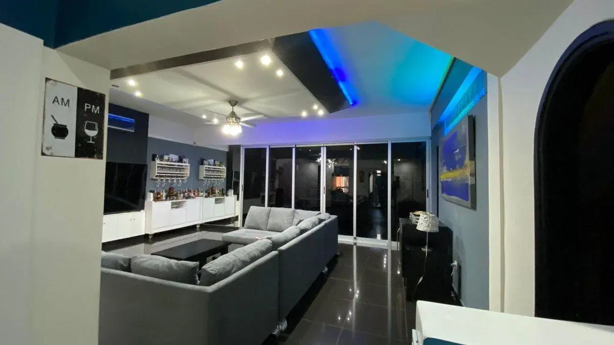 Venta Casa 5 Ambientes Villa Luro Cochera Pileta 5