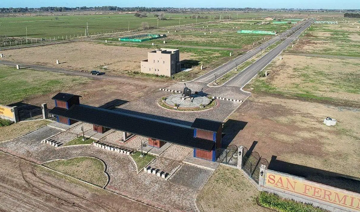 Venta de lote en Barrio San Fermín en Pontevedra 3