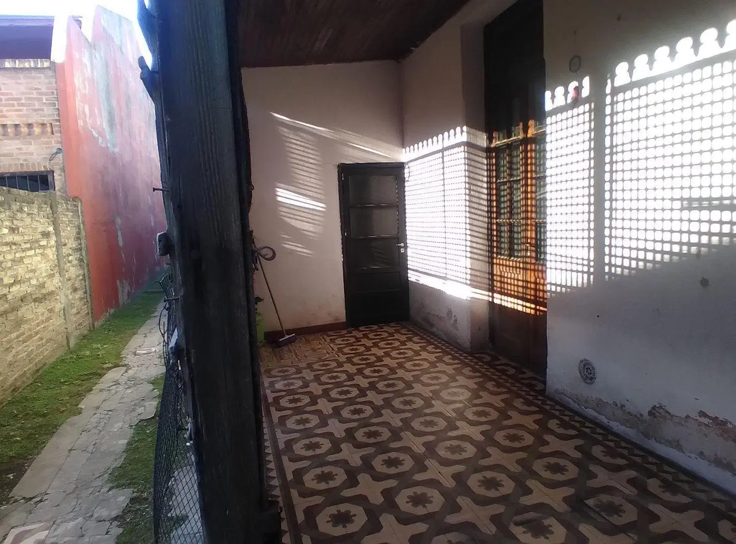 Lote con Casa 3 Amb Local al Frente Gran Potencial 5